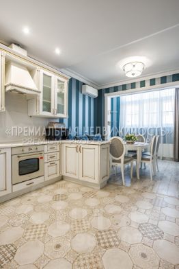 2-комн.кв., 80 м², этаж 11