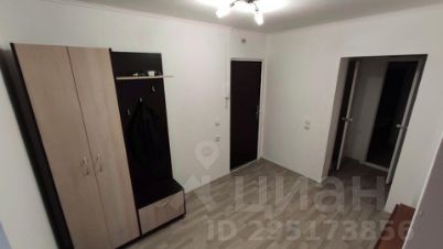 2-комн.кв., 57 м², этаж 1