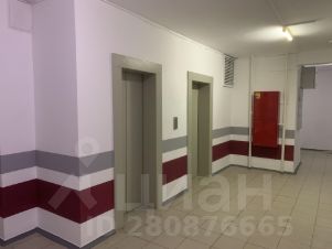 2-комн.кв., 81 м², этаж 14