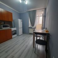 1-комн.кв., 42 м², этаж 4