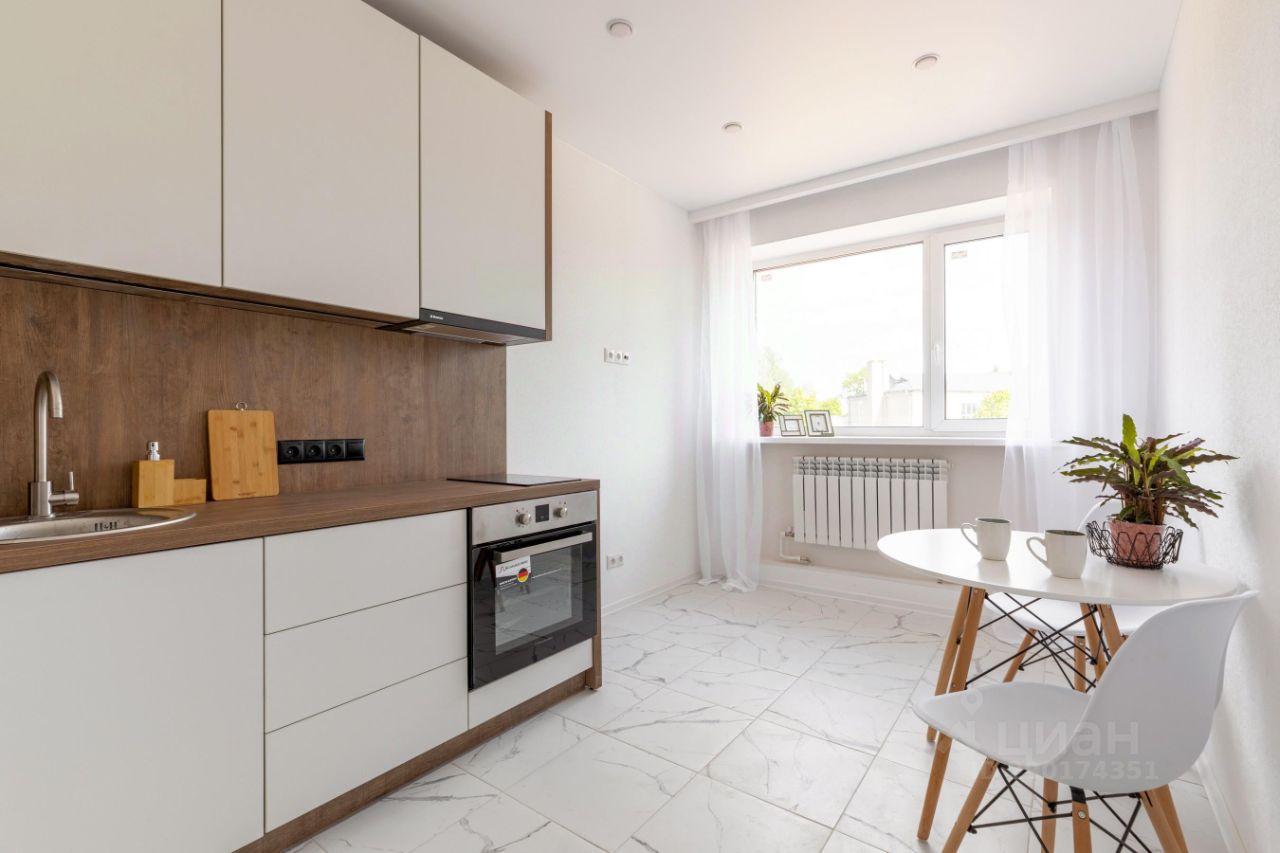 Продаю однокомнатную квартиру 31м² Стрельнинское ш., 3а, Санкт ...