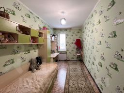 4-комн.кв., 117 м², этаж 2