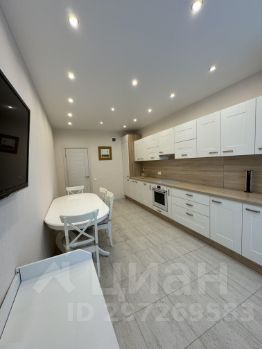 2-комн.кв., 68 м², этаж 15