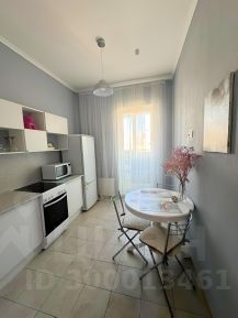 1-комн.кв., 37 м², этаж 24