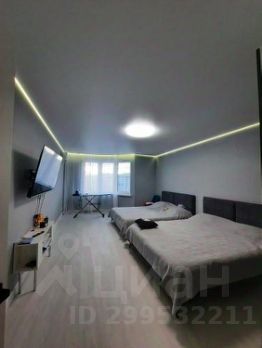 2-комн.кв., 71 м², этаж 17