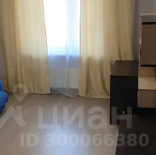 3-комн.кв., 93 м², этаж 4