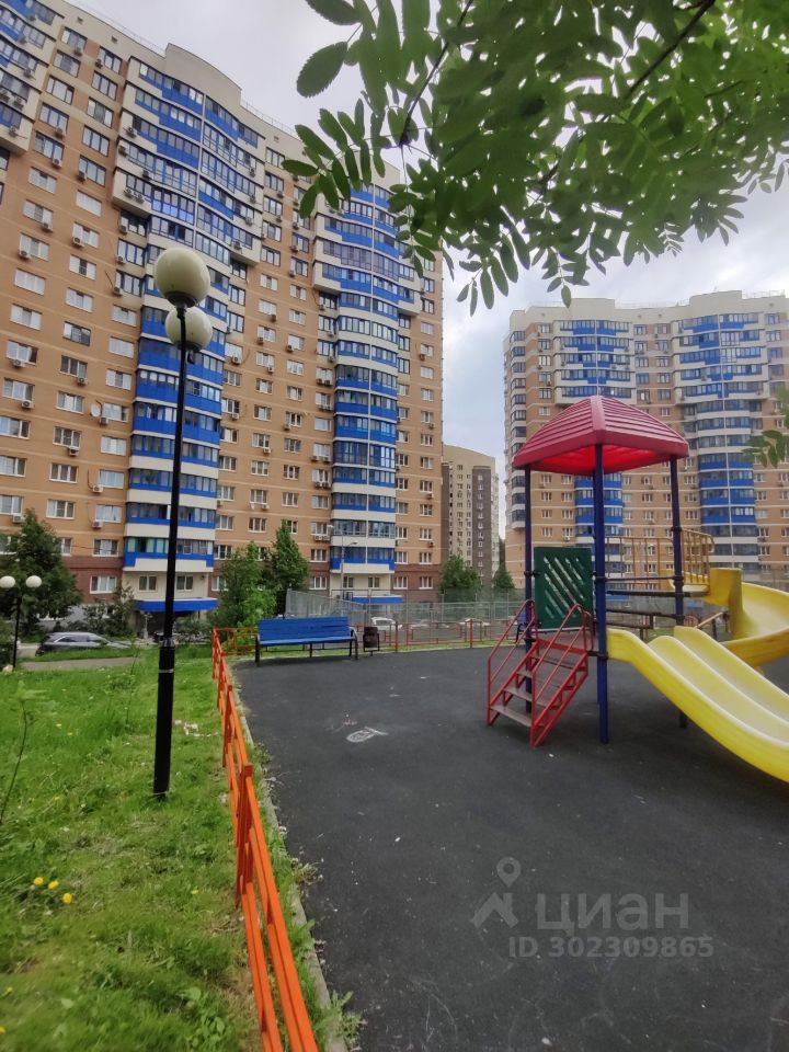 Купить двухкомнатную квартиру 74м² Лесная ул., 12, Красногорск ...