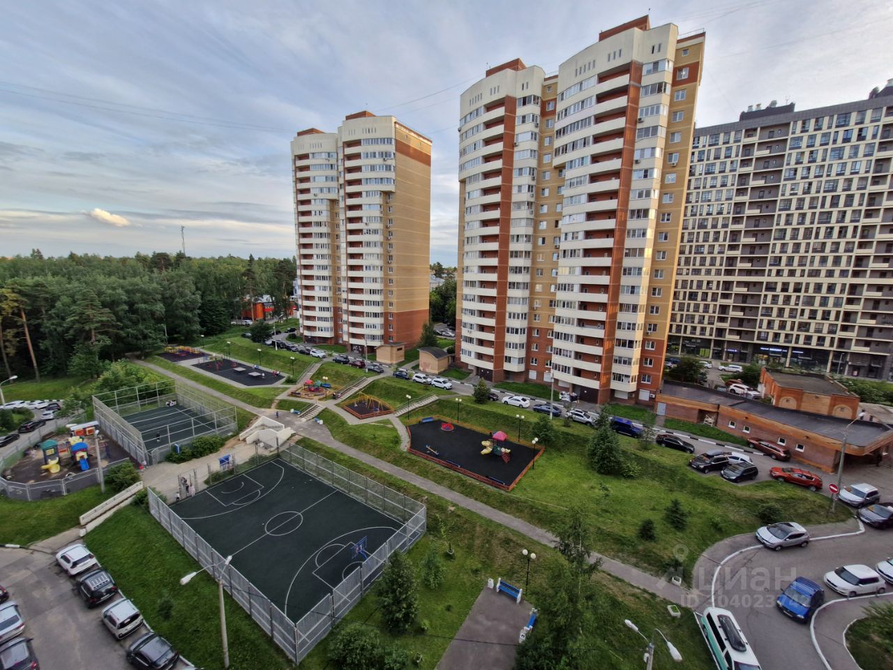 Продажа двухкомнатной квартиры 84,3м² Лесная ул., 12, Красногорск,  Московская область, Красногорский район, м. Митино - база ЦИАН, объявление  304023742