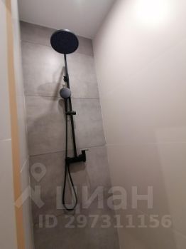 3-комн.кв., 70 м², этаж 1