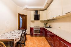 2-комн.кв., 71 м², этаж 9