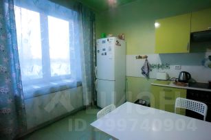 3-комн.кв., 94 м², этаж 2