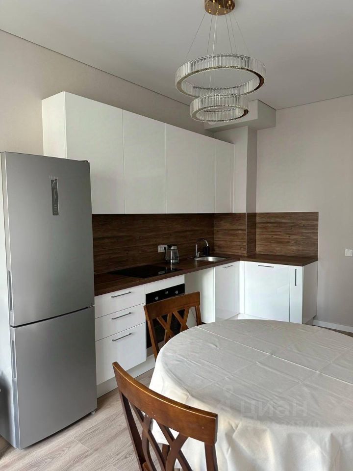 2-комнатная квартира, 57 м² — фото 1