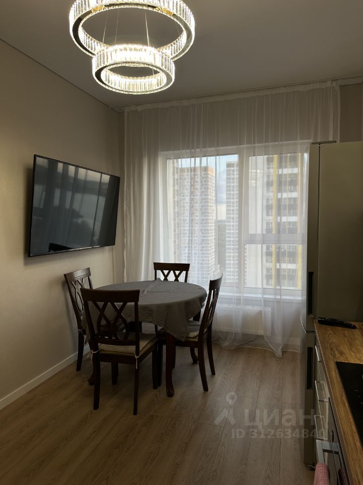 2-комнатная квартира, 57 м² — фото 2