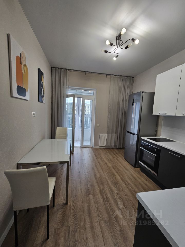 2-комнатная квартира, 56 м² — фото 1