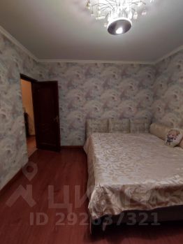 3-комн.кв., 79 м², этаж 1