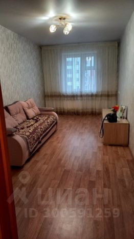 1-комн.кв., 42 м², этаж 3