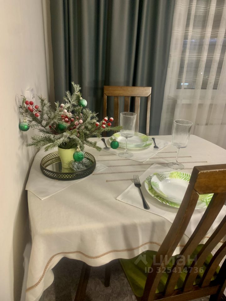 2-к кв. Красноярский край, Красноярск Лесопарковая ул., 47 (50.0 м²)