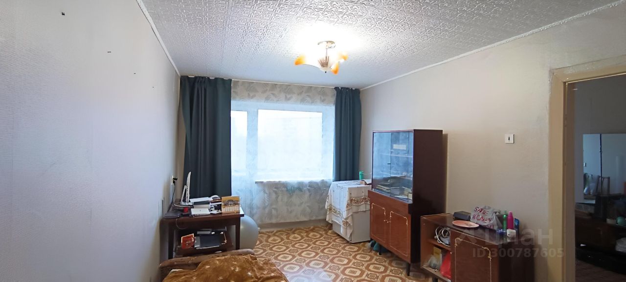Металлург зеленый пер с9 фото