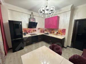 2-комн.кв., 70 м², этаж 23