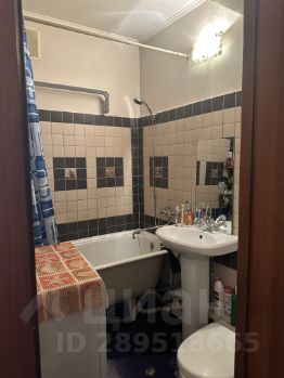 2-комн.кв., 44 м², этаж 3