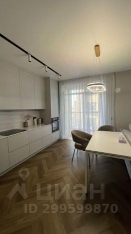 2-комн.кв., 65 м², этаж 10