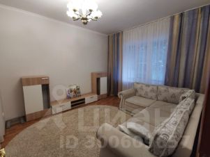 1-комн.кв., 42 м², этаж 3