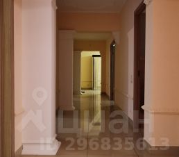 4-комн.кв., 145 м², этаж 3