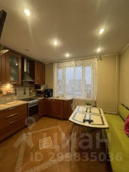 3-комн.кв., 77 м², этаж 8