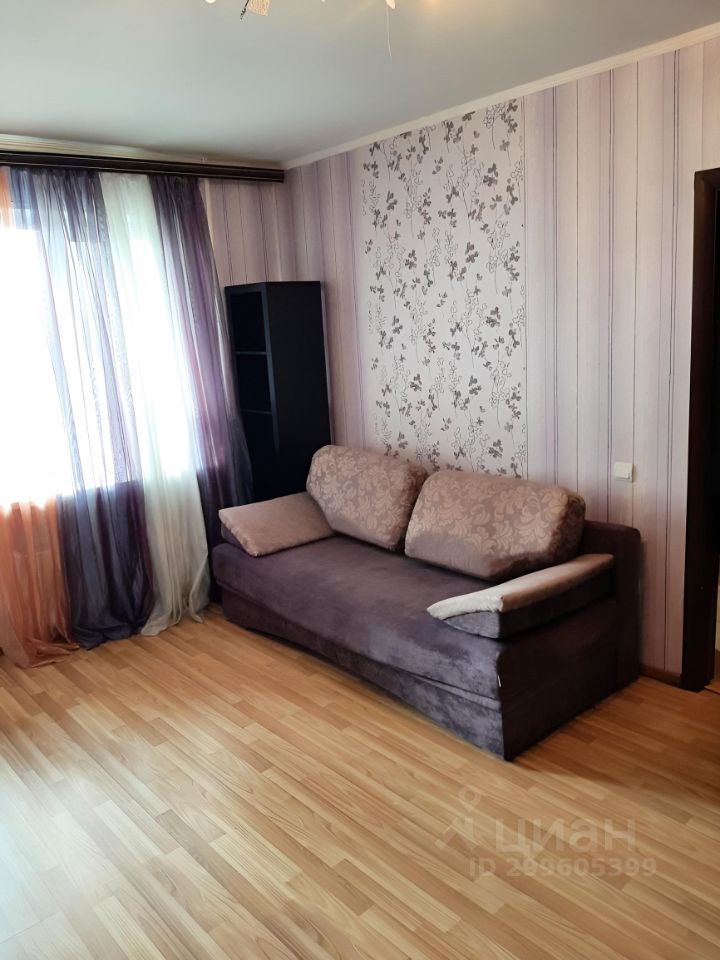 Снять 1-комнатную квартиру рядом с метро Ольгино на длительный срок ...