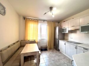 2-комн.кв., 57 м², этаж 9