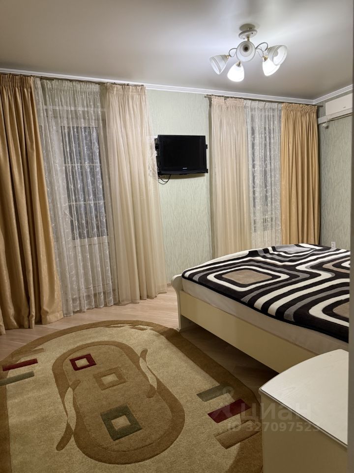 3-к кв. Курская область, Курск просп. Кулакова, 43 (70.3 м²)