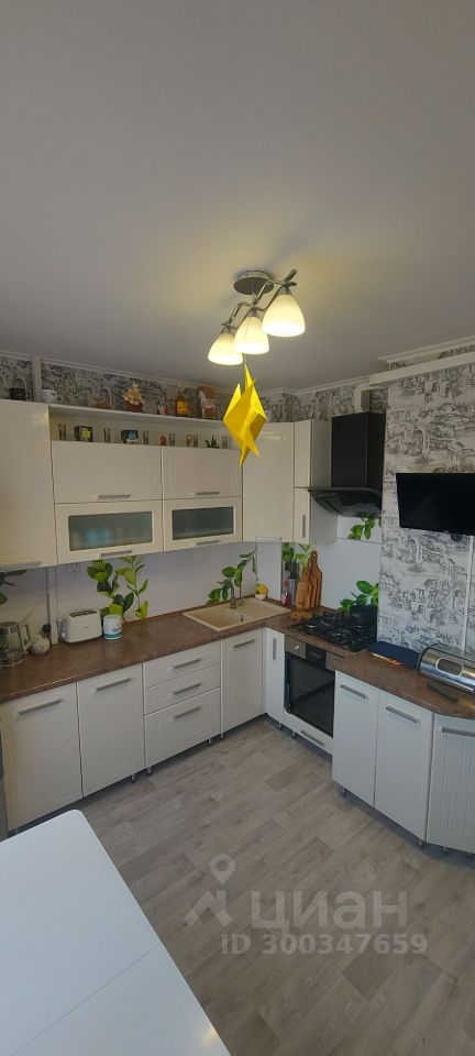 4-к кв. Курская область, Курск Курского завода тракторных запчастей мкр, ул. Ольшанского, 26А (85.0 м²)