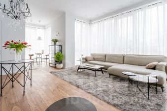 3-комн.апарт., 90 м², этаж 1