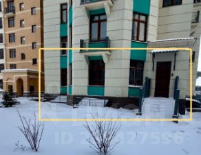 3-комн.кв., 80 м², этаж 1