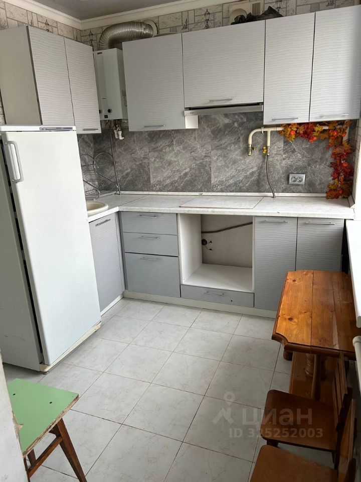 1-к кв. Ростовская область, Ростов-на-Дону Ленгородок мкр, ул. Республиканская, 135 (30.1 м²)