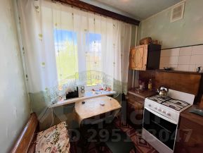 3-комн.кв., 55 м², этаж 4