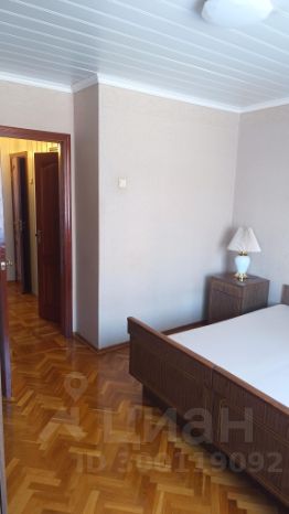 2-комн.кв., 52 м², этаж 3