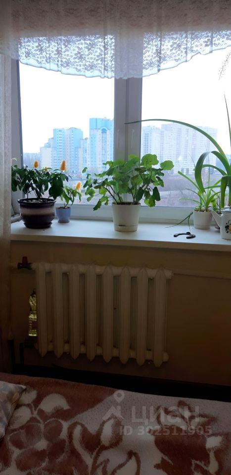 Уютная квартира с видом на город. Просторная кухня 15 кв.м, жилая площадь 18 кв.м. 7 этаж, Липецк. Без отделки, светлая комната.