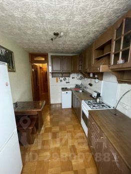 2-комн.кв., 72 м², этаж 3