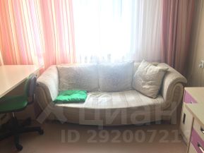 3-комн.кв., 80 м², этаж 1