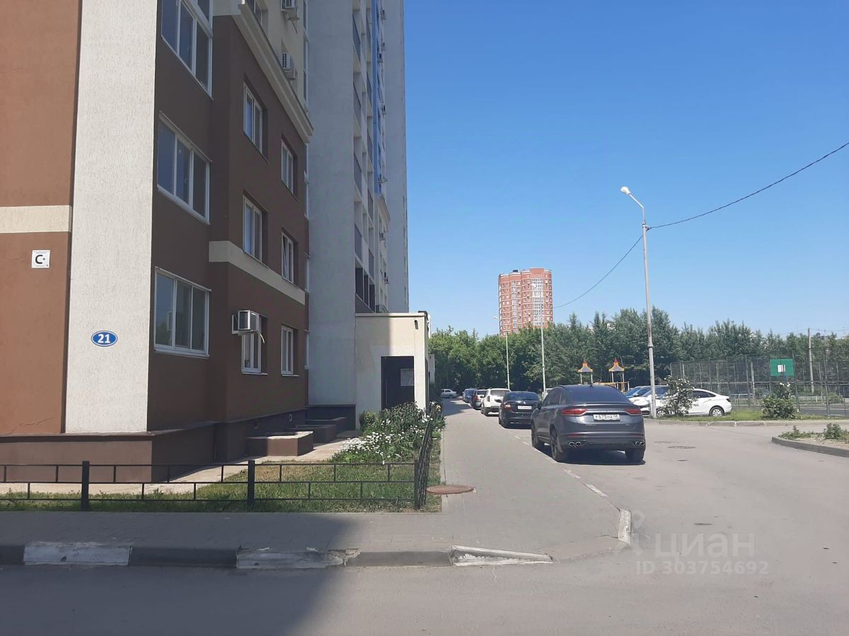 Купить однокомнатную квартиру 42,4м² ул. Валентина Скороходова, 21, Липецк,  Липецкая область - база ЦИАН, объявление 303754692