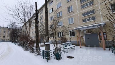 4-комн.кв., 60 м², этаж 4