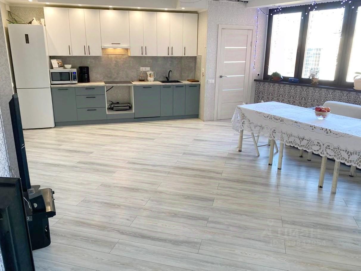 Продажа трехкомнатной квартиры 117м² Инициативная ул., 13, Люберцы ...