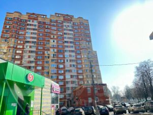 2-комн.кв., 83 м², этаж 13