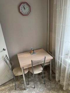 2-комн.кв., 43 м², этаж 2