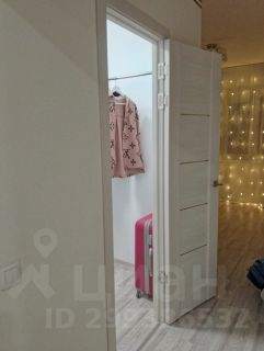 2-комн.кв., 64 м², этаж 16