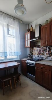 2-комн.кв., 42 м², этаж 3