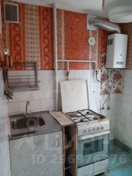 2-комн.кв., 42 м², этаж 3