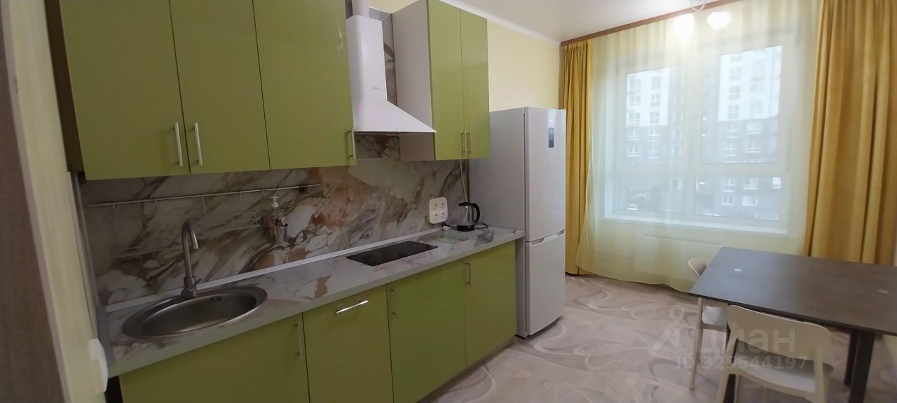 1-комнатная квартира, 38 м² — фото 1