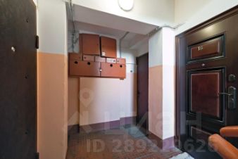 2-комн.кв., 44 м², этаж 4